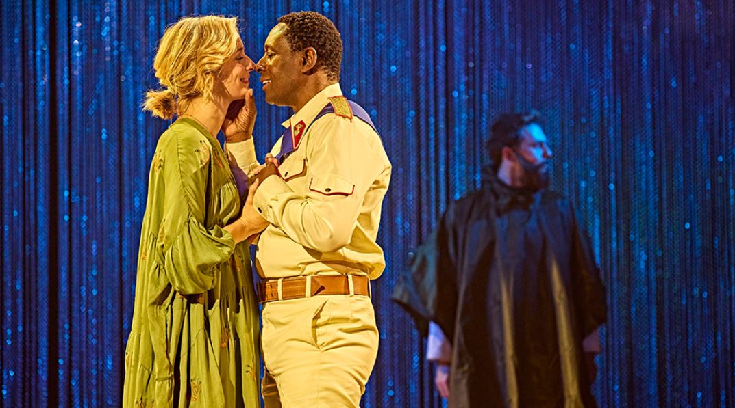 David Harewood and Caitlin FitzGerald in Othello 2