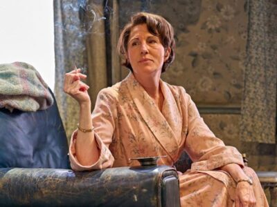 The Deep Blue Sea at Theatre Royal Haymarket Review: Tamsin Greig is Shatteringly Good