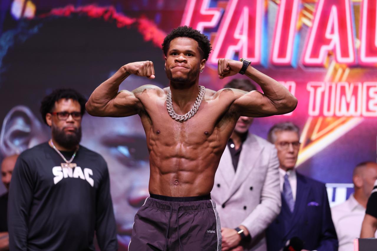 Devin Haney Weigh In against Ryan Garcia May2nd Times Square NYC